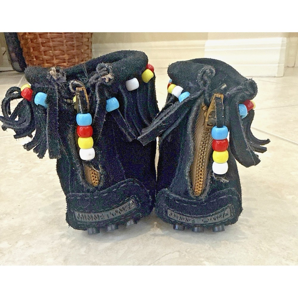 Minnetonka Moccasin Black Fringe Suede Beaded Sz 7 Zipper Hippie Festival Boho - Picture 7 of 8